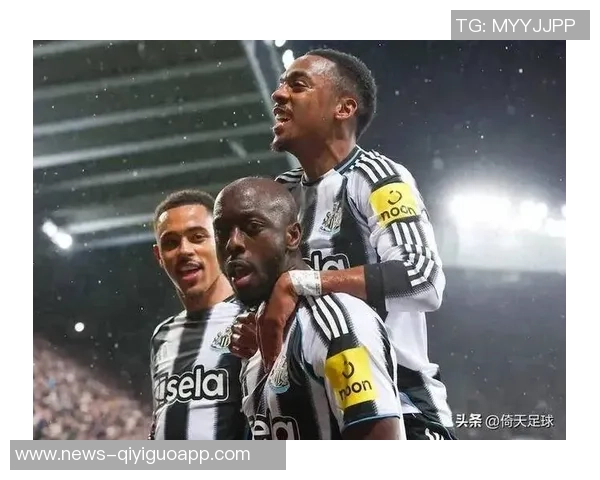 利兹联主帅直言赛程不公但主场作战信心十足迎战曼联 利兹联主帅直言赛程不公但主场作战信心十足迎战曼联